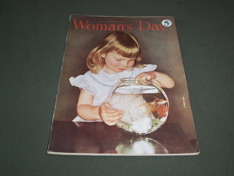 1950 FEBRUARY WOMAN'S DAY MAGAZINE - LITTLE GIRL AND GOLDFISH COVER - SP 7478