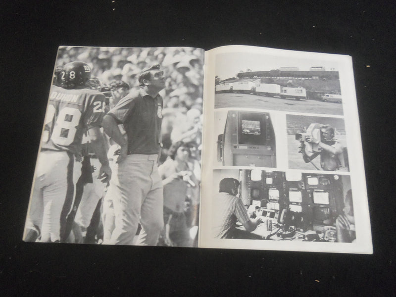 1972 AUGUST 20 YALE UNITED WAY GAME PROGRAM - N.Y. JETS VS. N.Y. GIANTS- B 6348T