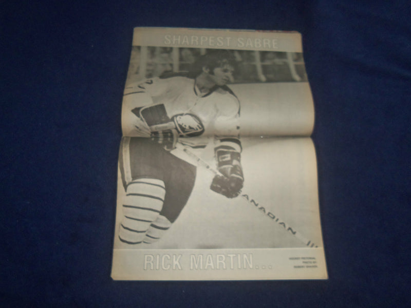 1974 NOVEMBER HOCKEY PICTORIAL MAGAZINE - PHIL ESPOSITO COVER - F 253A