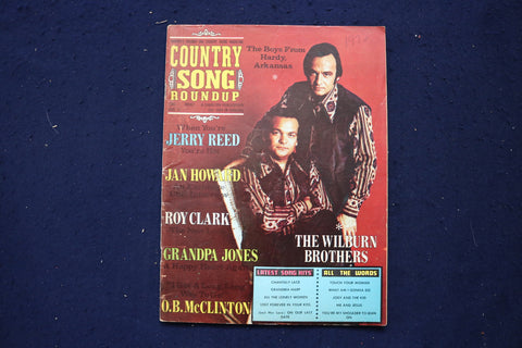 1972 AUGUST COUNTRY SONG ROUNDUP MAGAZINE - THE WILBURN BROTHERS COVER - E 18135