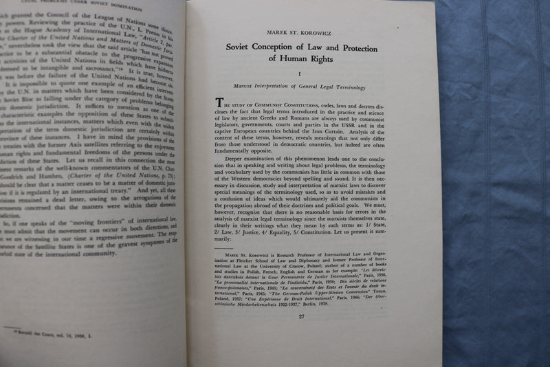 1956 LEGAL PROBLEMS UNDER SOVIET DOMINATION -POLISH LAWYERS - SOFTCOVER - K 2986