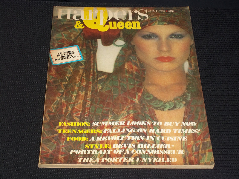 1975 JUNE HARPERS & QUEEN MAGAZINE - NICE FASHION FRONT COVER - E 5577