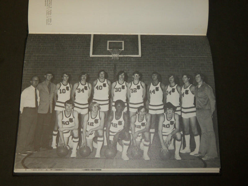 1973 OPUS TUSCULUM COLLEGE YEARBOOK - GREENVILLE TENNESSEE - PHOTOS - YB 1585
