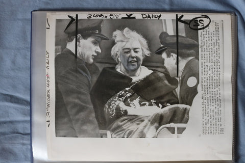 ELEANOR ROOSEVELT ORIGINAL PHOTOS ALBUM - 13 PHOTOS - #2