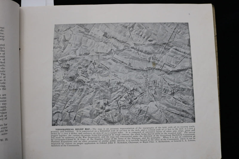 1913 GETTYSBURG THE PICTURES AND THE STORY - SOFTCOVER BOOK - K 3075