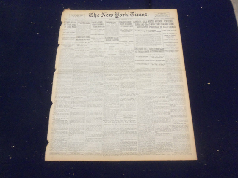 1920 DECEMBER 17 NEW YORK TIMES - BANDITS KILL FIFTH AVENUE JEWELER - NT 8499B