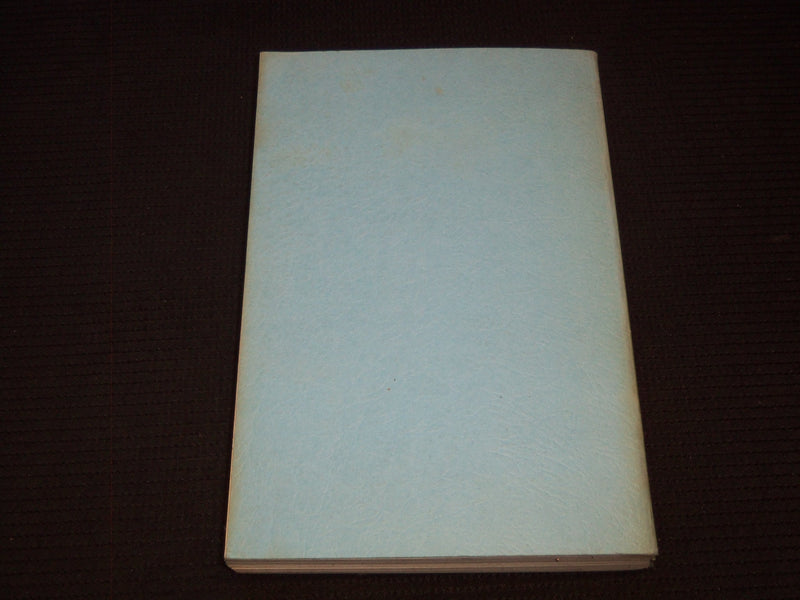 1961 HEALTH AND FITNESS IN THE MODERN WORLD BOOK - VIALA REGINA ELENA - KD 7913