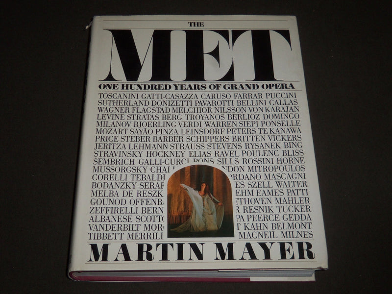 1983 THE MET BY MARTIN MAYER HARDCOVER BOOK - GREAT PHOTOS - I 771