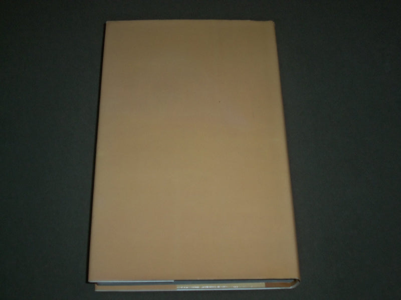 1980 BOOK OF BRITISH VILLAGES HARDCOVER - NICE PHOTOS - I 1297