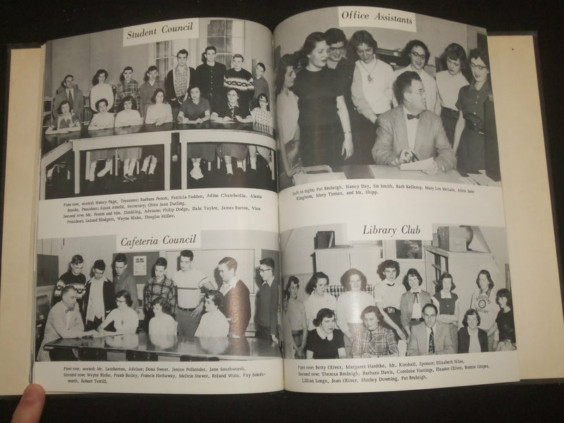 1954 BRADFORD ACADEMY YEARBOOK - BRADFORD, VERMONT - YB 2302