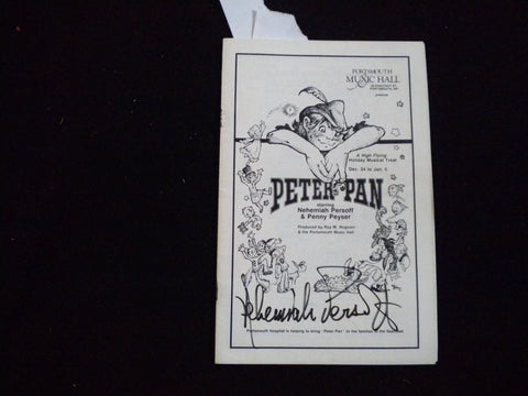 1985 PETER PAN THEATRE PROGRAM - NEHEMIAH PERSOFF + 13 OTHER SIGNATURES - J 8286