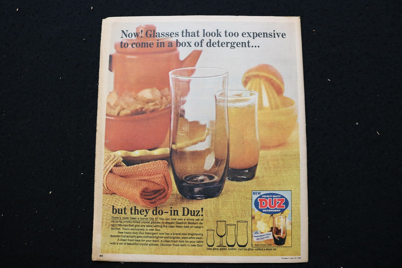 1966 JUNE 12 PARADE MAGAZINE - BOB MORGAN COVER - E 25631
