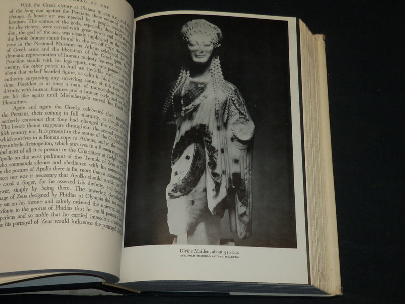 1972 THE WORLD OF ART PAYNE BOOK INSCRIBED BY ROBERT PAYNE - FIRST EDN - D 574