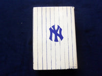1975 DYNASTY NY YANKEES HARDCOVER BOOK - INSCRIBED BY PETER GOLENBOCK - KD 8537