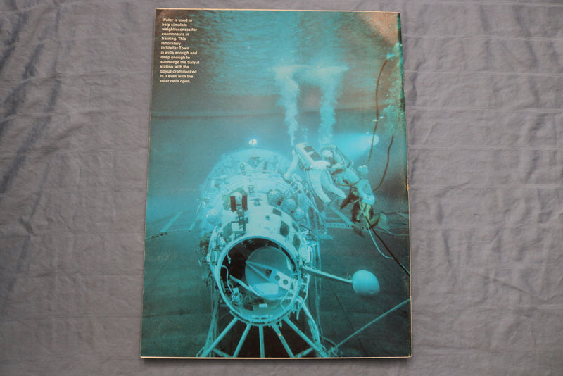 1981 APRIL SOVIET LIFE MAGAZINE - YURI GAGARIN COVER - E 9587