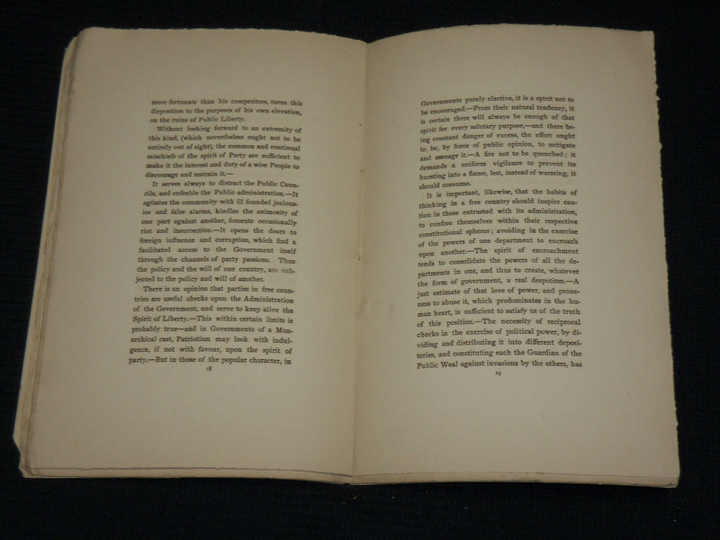 1896 THE FAIRWELL ADDRESS OF GEORGE WASHINGTON SOFTCOVER BOOK - J 6947