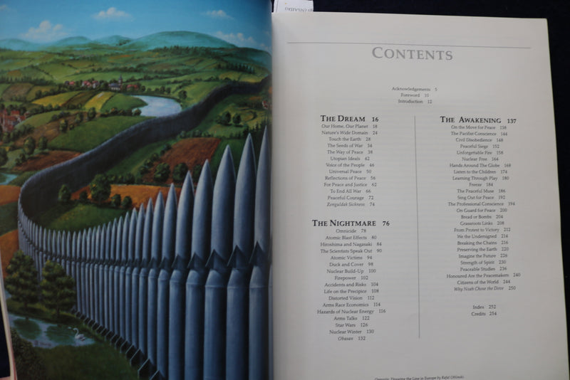 1986 PEACE - A DREAM UNFOLDING - SOFTCOVER BOOK - K 1763