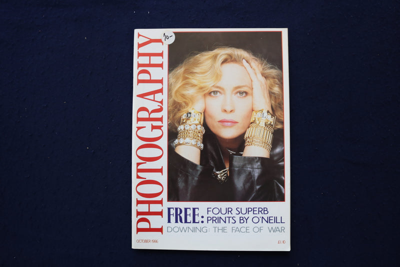 1986 OCTOBER PHOTOGRAPHY MAGAZINE - FAYE DUNAWAY COVER - E 18505