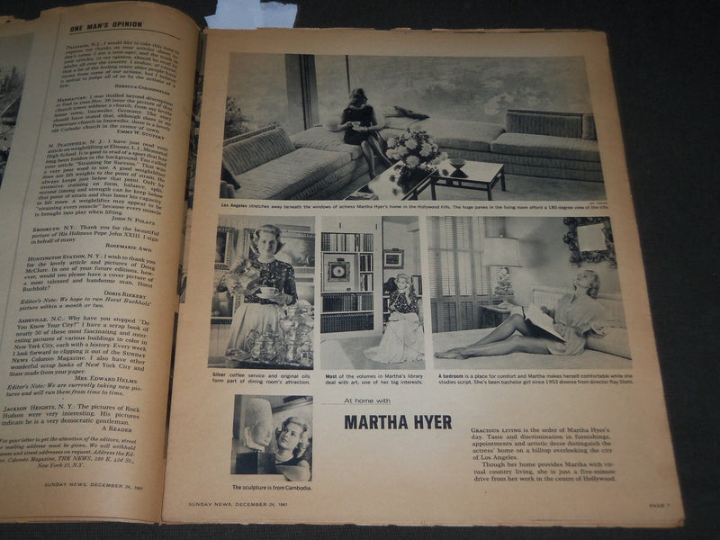 1961 DECEMBER 24 SUNDAY NEWS COLOROTO MAGAZINE - FOOTBALL COLOR PHOTOS - J 2870