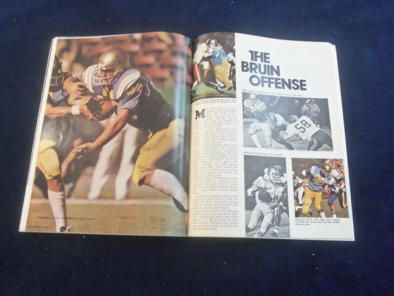 1974 NOV 23 TOUCHDOWN ILLUSTRATED- UCLA VS USC - O.J. SIMPSON INTERVIEW -ST 7197