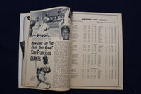 1966 SPORTS QUARTERLY BASEBALL MAGAZINE - SANDY KOUFAX COVER - E 11829