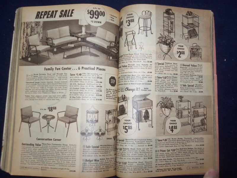 1960 WINTER MONTGOMERY WARD SALE CATALOG - SOFTCOVER - CHICAGO, IL - J 9324