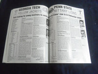 2006 UNIVERSITY OF NOTRE DAME FOOTBALL ANNUAL - IRISH SPORTS REPORT - SP 1213Q