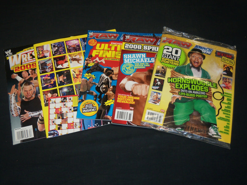 2008-2010 WORLD WRESTLING MAGAZINE LOT OF CALENDAR LOT OF 5 ISSUES - O 2539