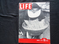 1937 AUGUST 2 LIFE MAGAZINE - SISTER MAKING SALAD - L 37