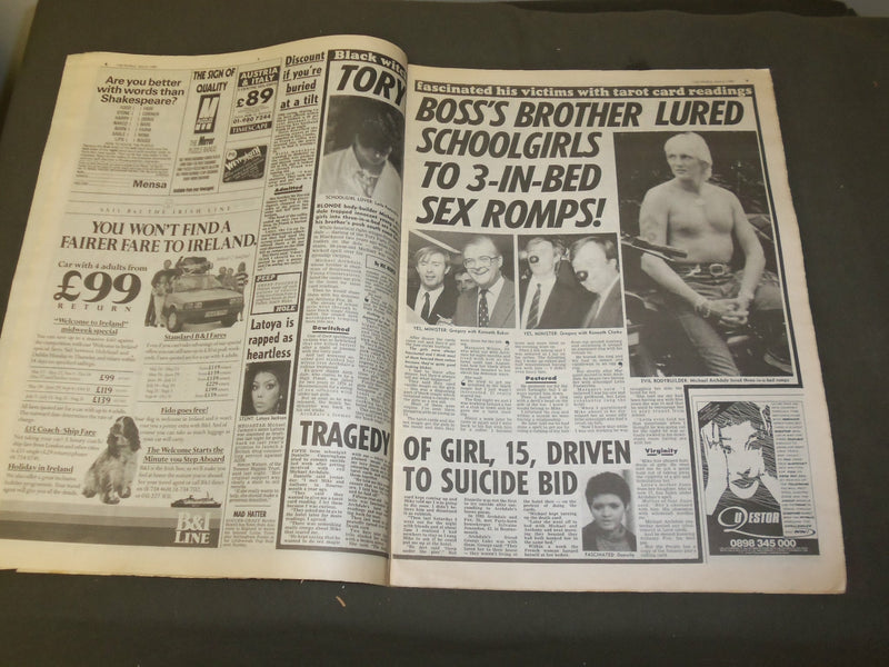 1989 APRIL 2 THE PEOPLE NEWSPAPER - BET LYNCH'S HUBBY IS GAY - NP 3374