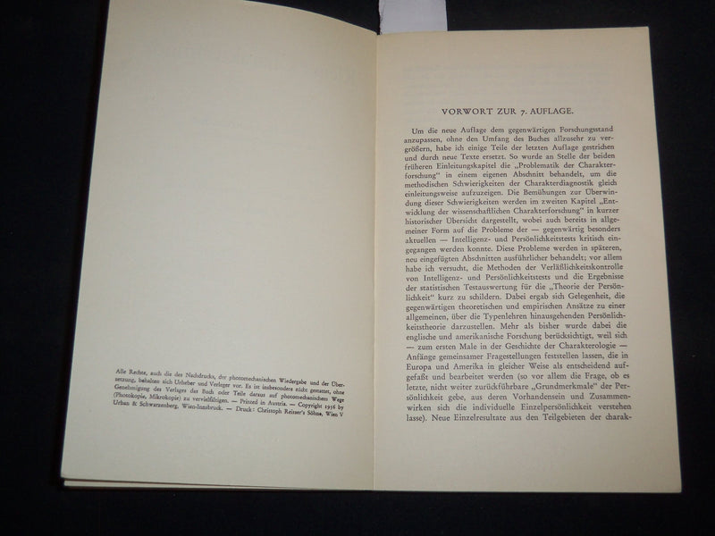 1956 KLEINE CHARAKTERKUNDE GERMAN BOOK BY DR. H. ROHRACHER - KD 5633V