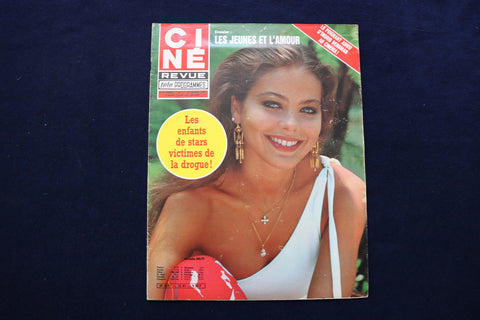 1981 MARCH 19 CINE REVUE MAGAZINE - ORNELLA MUTI-PAUL NEWMAN COVER - E 22091