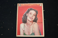 1945 AUGUST 12 NY SUNDAY MIRROR MAGAZINE - LORETTA YOUNG COVER - E 26186