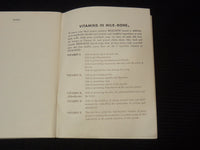 1952 PLAIN TALK ABOUT DOGS BOOK BY MRS. SHERMAN R. HOYT - K 2656