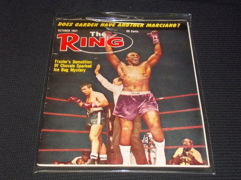 1967 OCTOBER THE RING MAGAZINE - FRAZIER CHUVALO FRONT COVER - E 4588