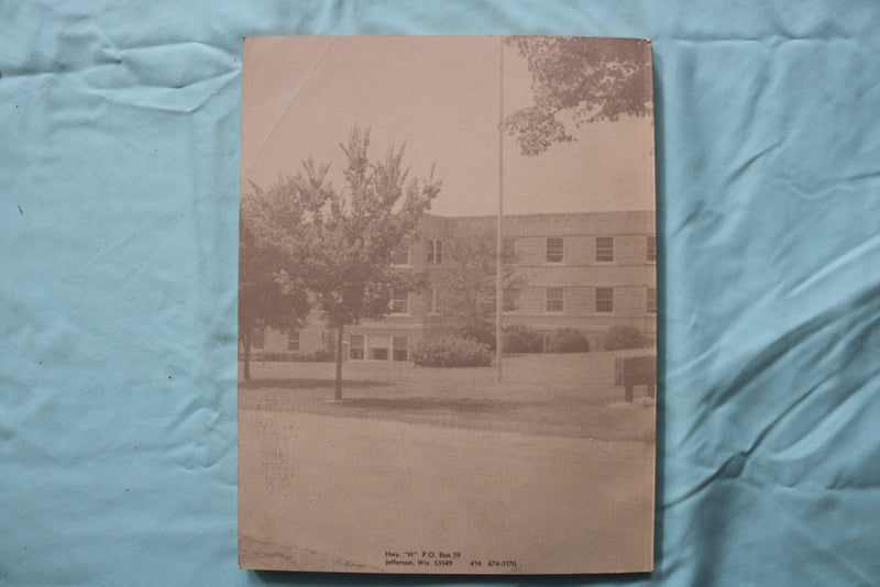 1976 HISTORY OF COUNTRYSIDE HOME- JEFFERSON, WISCONSIN- SOFTCOVER BOOK - K 3256
