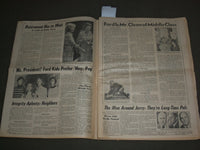 1974 AUGUST 9 NEW YORK DAILY NEWS - RICHARD NIXON RESIGNS - NP 3044