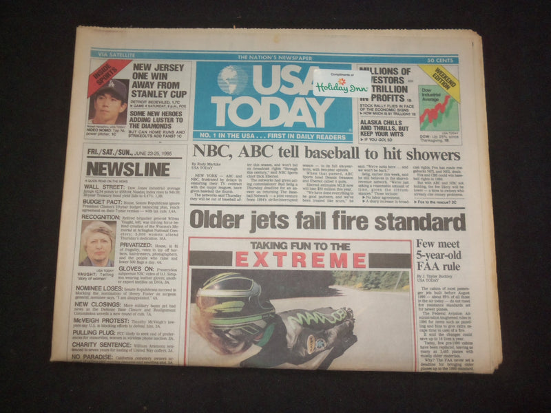1995 JUNE 23-25 USA TODAY NEWSPAPER -NBC, ABC TELL BASEBALL TO SHOWERS - NP 7803