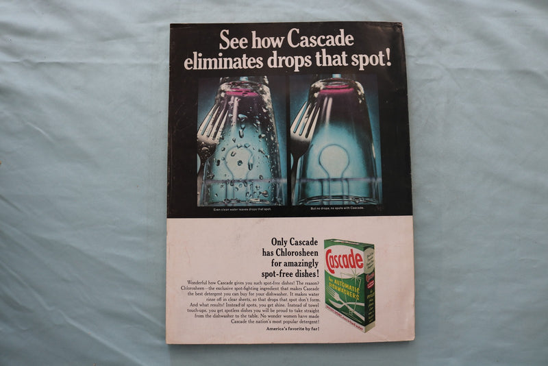 1967 SEPTEMBER GOOD HOUSEKEEPING MAGAZINE - EVELYN KUHN COVER - E 26631