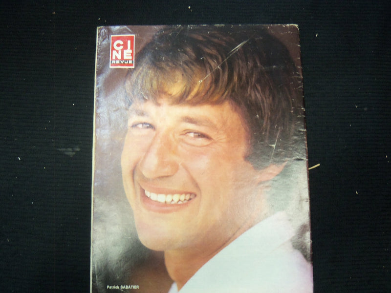 1981 OCTOBER 29 CINE REVUE FRENCH MAGAZINE - MARIE-JOSE NAT COVER - E 24797