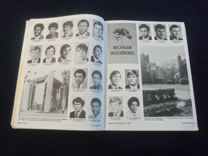 1972 SEP 23 GOAL POST PROGRAM - UNIV OF MICHIGAN VS UCLA - MARK HARMON - ST 7188