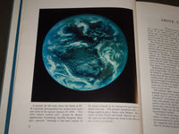1968 EXPLORING SPACE WITH A CAMERA BOOK BY CORTRIGHT - AERONAUTICS - KD 4913