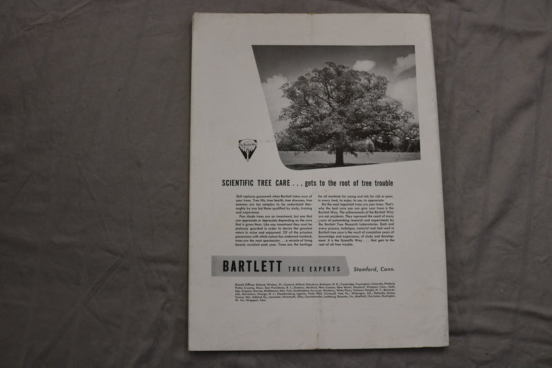1952 AUGUST HORTICULTURE MAGAZINE - BEAUTIFUL SCENERY COVER - ST 1015D