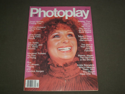 1977 JULY PHOTOPLAY MAGAZINE - BARBRA STREISAND COVER - M 229
