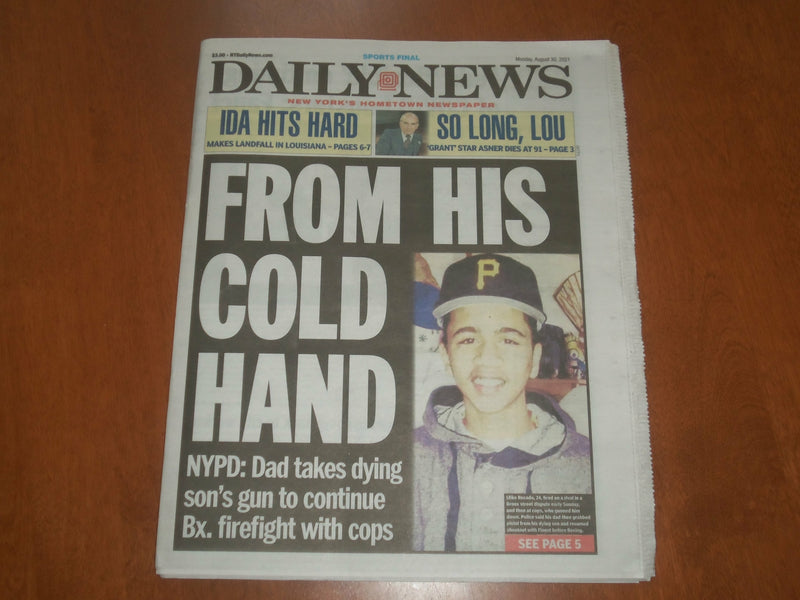 2021 AUGUST 30 NEW YORK DAILY NEWS NEWSPAPER - JAVIER BAEZ THUMBS DOWN METS FANS