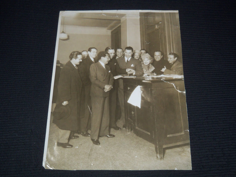 JACK DEMPSEY BEING FINGERPRINTED ORIGINAL PHOTO - 11x14 - #167