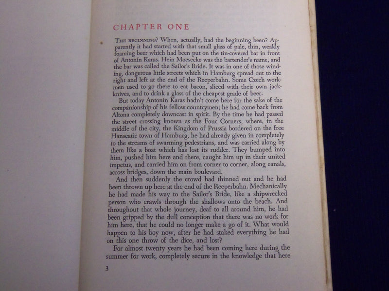 1951 UMBERTO'S CIRCUS HARDCOVER BOOK BY EDUARD BASS- KD 703G