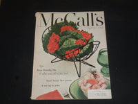 1952 AUGUST MCCALL'S MAGAZINE - NICE COVER, STORIES & ADS - SP 6869