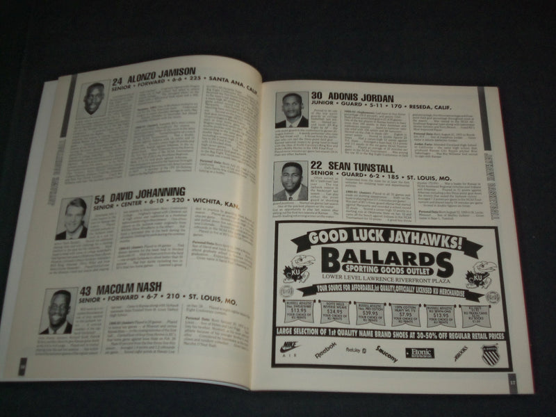 1992 FEB 24 UNIV. OF KANSAS VS. UNIV. OF OKLAHOMA BASKETBALL PROGRAM - J 3877