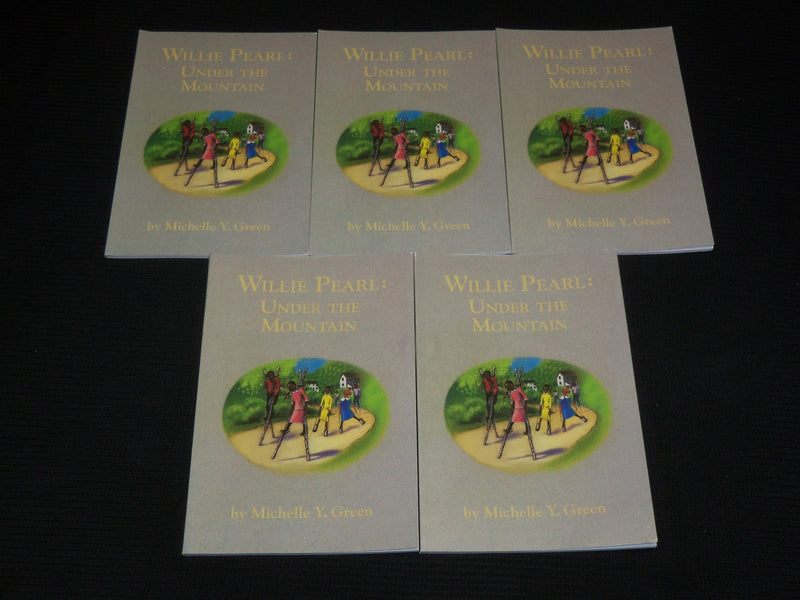 1992 WILLIE PEARL: UNER THE MOUNTAIN BOOK BY MICHELLE GREEN LOT OF 5 - O 2348